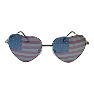 9037 | American Flag Heart Sunglasses